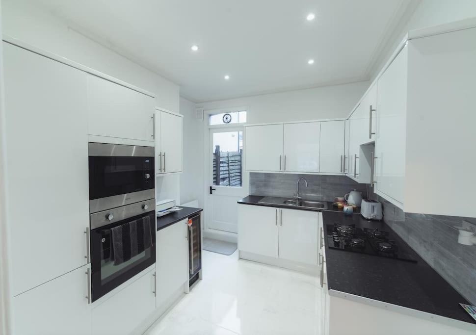 1 Bed - Wifi - Pet Friendly - Harrow Lejlighed Eksteriør billede